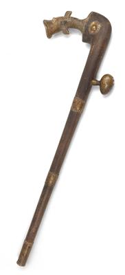 Fon, Benin (formerly Dahomey): ‘Rekade’ prestige axe and status symbol. - Mimoevropské a domorodé umění