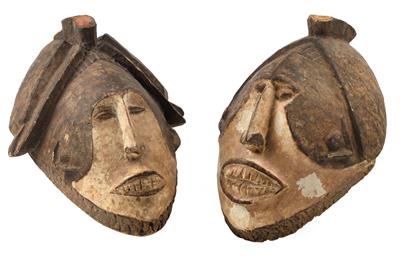 Mixed lot (2 items): Ibo (or Igbo), Nigeria: Two small Ibo masks with similar styles. - Tribal Art