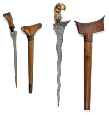 Mixed lot (2 items): Indonesia: Two old kris daggers with sheaths. - Mimoevropské a domorodé umění
