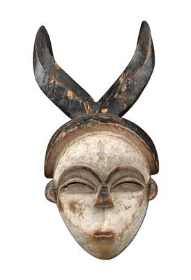 Kwele, Gabon: An old mask with a white face and black horns. - Tribal Art