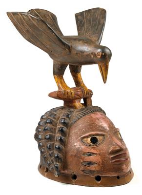 Yoruba, Nigeria: a head crest mask of the 'Gelede' type, with a male figure  carved out from the same piece. - Tribal Art - Africa 2016/06/09 - Starting  bid: EUR 1,800 - Dorotheum