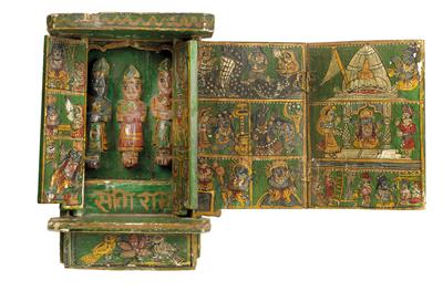 Indien: Ein kleiner, hinduistischer Haus-Schrein in Form eines 'Flügel-Altars'. - Stammeskunst / Tribal-Art