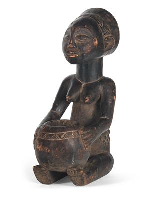 Luba, Democratic Republic of Congo: A bowl-carrier - a rare ritual object for chiefs, soothsayers and healers. - Mimoevropské a domorodé umění