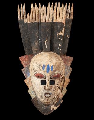 Yoruba, Nigeria: A rare face mask, of the ‘Olojufoforo’ type. - Tribal Art