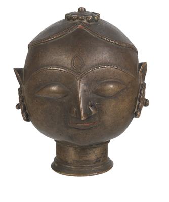 India: Federal State of Maharashtra: A bronze head representing the goddess Gauri, an incarnation of the Hindu goddess Parvati. - Tribal Art - Africa