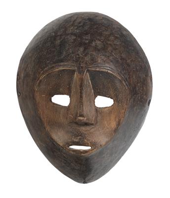 Ngbaka, Dem. Rep. of Congo: A mask worn during the initiations of young Ngbaka men. - Mimoevropské a domorodé umění