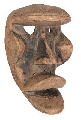 Dan-Kran (also Dan-Ngere or Dan-Wé), Ivory Coast, Liberia: a very rare chimpanzee mask of the ‘Kagle’ type. - Tribal Art