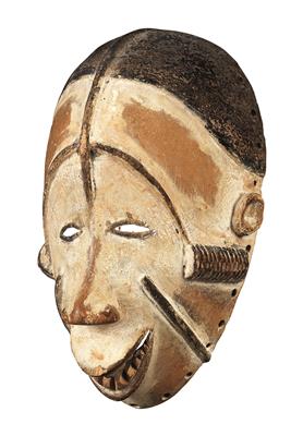 Idoma, Nigeria: Eine kleine, feine Maske der Idoma, Nachbarn der Ibo im Südosten von Nigeria. - Tribal Art