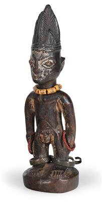 Yoruba, Nigeria: Eine männliche Zwillings-Figur ‘Ibeji’. Stil: Saki, Oyo. - Tribal Art