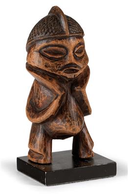 Hungana (also called Hungaan or Huana), Dem. Rep. of Congo: a small ‘hunting spirit’, worn by the hunters of the Hungana people as an amulet to ensure a bountiful hunt. - Tribal Art