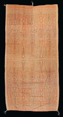 Indonesia, Borneo (Kalimantan, Sarawak), Dayak: a large Dayak ceremonial cloth, called a ‘pua’. With figural decoration. Dyed using the Ikat technique. - Tribal Art