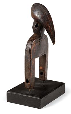 Senufo, Ivory Coast, Liberia: a typical heddle pulley of the Senufo people, with the head of the ‘sacred calao bird’ above. - Tribal Art