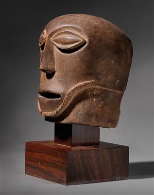 Luba/Hemba helmet mask, Democratic Republic of Congo. - Tribal Art