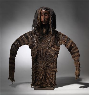 A Luvale Body Mask, Angola, Wood - Vegetable Fibers - Natural Pigments, 100x 85 x 25 cm. - Tribal Art