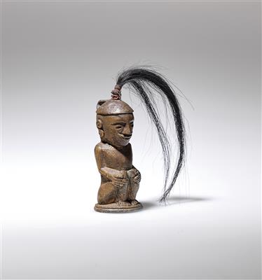 Bronze figure with hair, - Tribal Art