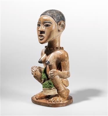 An expressive female Bakongo figure. - Tribal Art