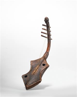 A rare 19th century Boa harp. - Tribal Art