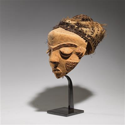 A fine old Pende mask. - Tribal Art