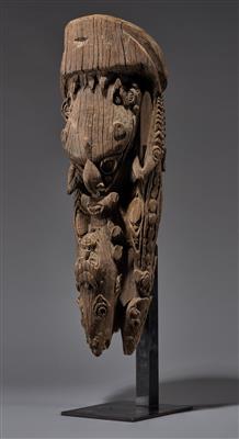 An impressive Biwat figure. - Tribal Art