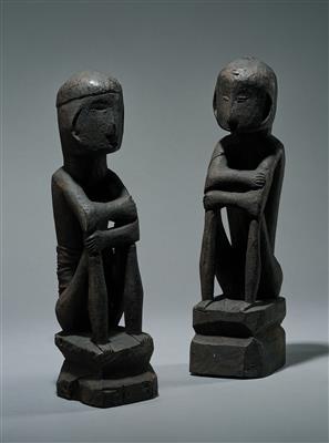 A fine pair of seated Bulul, Ifugao people, Northern Philippines. - Mimoevropské a domorodé umění