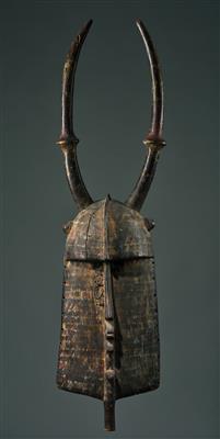 A monumental smith's 'Molo' mask, - Arte Tribale