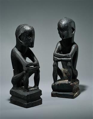 A pair of seated Bulul, Ifugao people, Northern Philippines. - Tribal Art