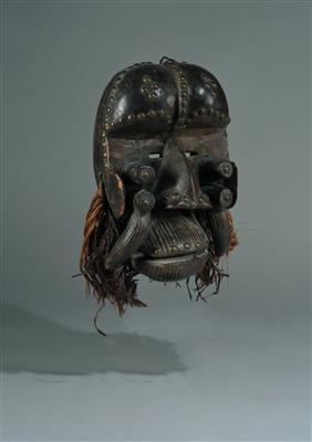 Bedeutende Bete Rechtsprechungs-Maske, 19. Jh. - Stammeskunst