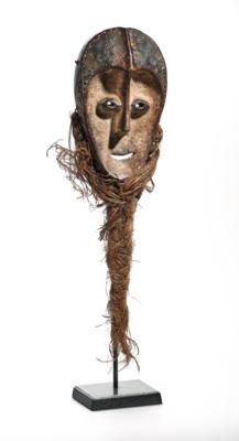 Maske der Bwami-Gesellschaft der Lega - Stammeskunst