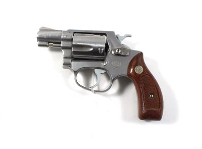 Revolver, Smith  &  Wesson, Mod.: 60, Kal.: .38 Spez., - Jagd-, Sport- und Sammlerwaffen
