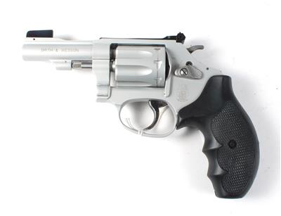 Revolver, Smith  &  Wesson, Mod.: 317-3 Air Lite, Kal.: .22 l. r., - Jagd-, Sport- und Sammlerwaffen