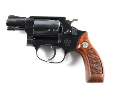 Revolver, Smith  &  Wesson, Mod.: 36, Kal.: .38 Spez., - Jagd-, Sport- und Sammlerwaffen