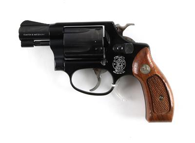 Revolver, Smith  &  Wesson, Mod.: 37-1 Airweight, Kal.: .38 Spez., - Jagd-, Sport- und Sammlerwaffen