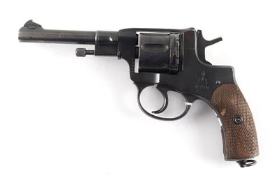 Revolver, Waffenfabrik Ishevsk, Mod.: Nagant 1895, Kal.: 7,62 mm Nagant, - Sporting and Vintage Guns