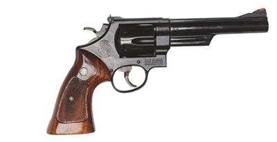 Revolver, Smith  &  Wesson, Mod.: 29-2 mit originaler Holzschatulle, Kal.: .44 Mag., - Jagd-, Sport- und Sammlerwaffen