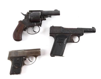 Konvolut aus einem Revolver und zwei Pistolen, - Sporting and Vintage Guns