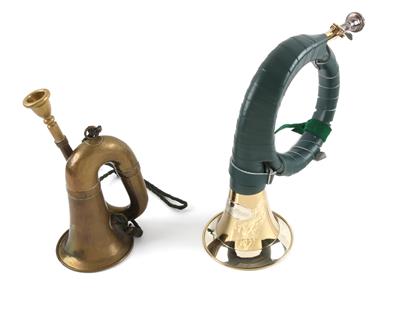 Konvolut bestehend aus einem Fürst-Pless- und einem Signalhorn, - Armi da caccia, competizione e collezionismo