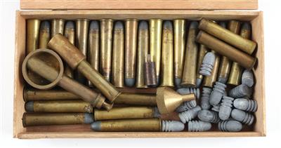 Sammlermunition, .450 Express - Ausführung Ö/BRD, 24 Patronen, drei Hülsen, - Jagd-, Sport- und Sammlerwaffen