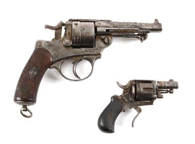 Konvolut Revolver, darunter, Manufacture d'Armes, St. Etienne - Frankreich, Mod.: französischer Armeerevolver M1873, Kal.: 11 mm, - Ordnance weapons