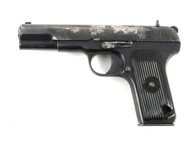 Pistole, Shenyang's Factory 66, Mod.: 54 - Klon der Tokarev TT33 - Pistole eines politischen Kommissars der Volksarmee, Kal.: 7,62 mm Tok., - Jagd-, Sport- und Sammlerwaffen