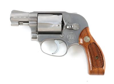 Revolver, Smith  &  Wesson, Mod.: 649, Kal.: .38 Spez., - Jagd-, Sport- und Sammlerwaffen