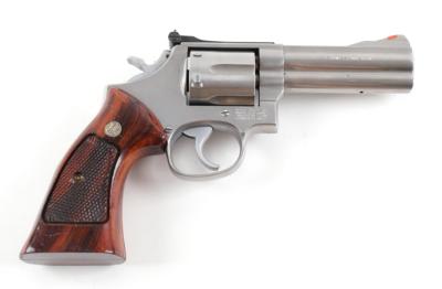 Revolver, Smith  &  Wesson, Mod.: 686-4, Kal.: .357 Mag., - Jagd-, Sport- und Sammlerwaffen