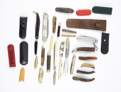Großkonvolut aus 25 Taschenmessern, - Jagd-, Sport-, & Sammlerwaffen