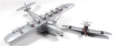 2 Stk. SKYSTAR Flugzeugmodelle aus Metall: - Hračky