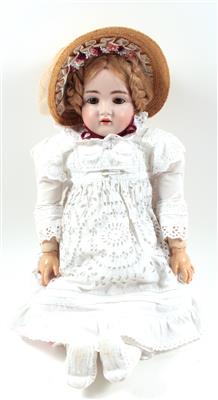 Puppe mit Porzellan-Schulterkopf, - Toys
