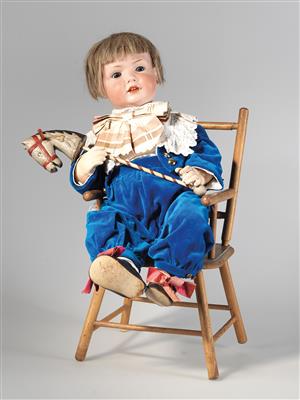 Gesuchter Charakterjunge mit Babykörper, ca. 55 cm, gemarkt: Baehr und Pröschild 585, um 1918, - Spielzeug