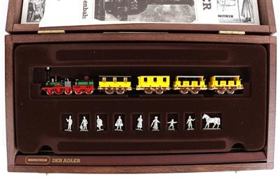 Minitrix Spur N 51 1010 'Der Adler - 150 Jahre deutsche Eisenbahn', - Spielzeug