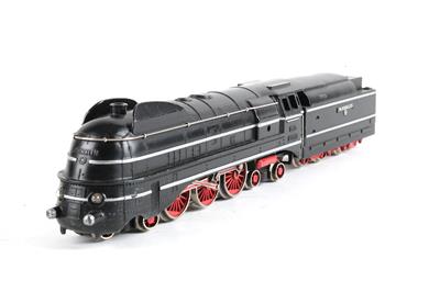 Märklin H0 3007 Stromlinien Dampflok SK 800 mit Tender, - Spielzeug