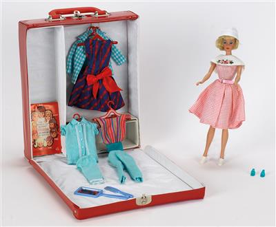 Blonde Barbie im roten Koffer, - Toys