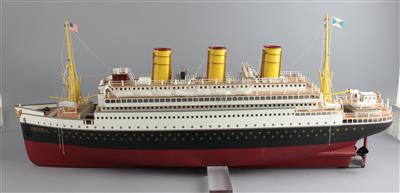 Märklin 16150 Passagierdampfer Viktoria - Das Traumschiff von Märklin, - Spielzeug