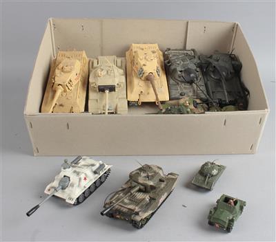 15 Stk. Panzer und Panzerfahrzeuge, - Toys